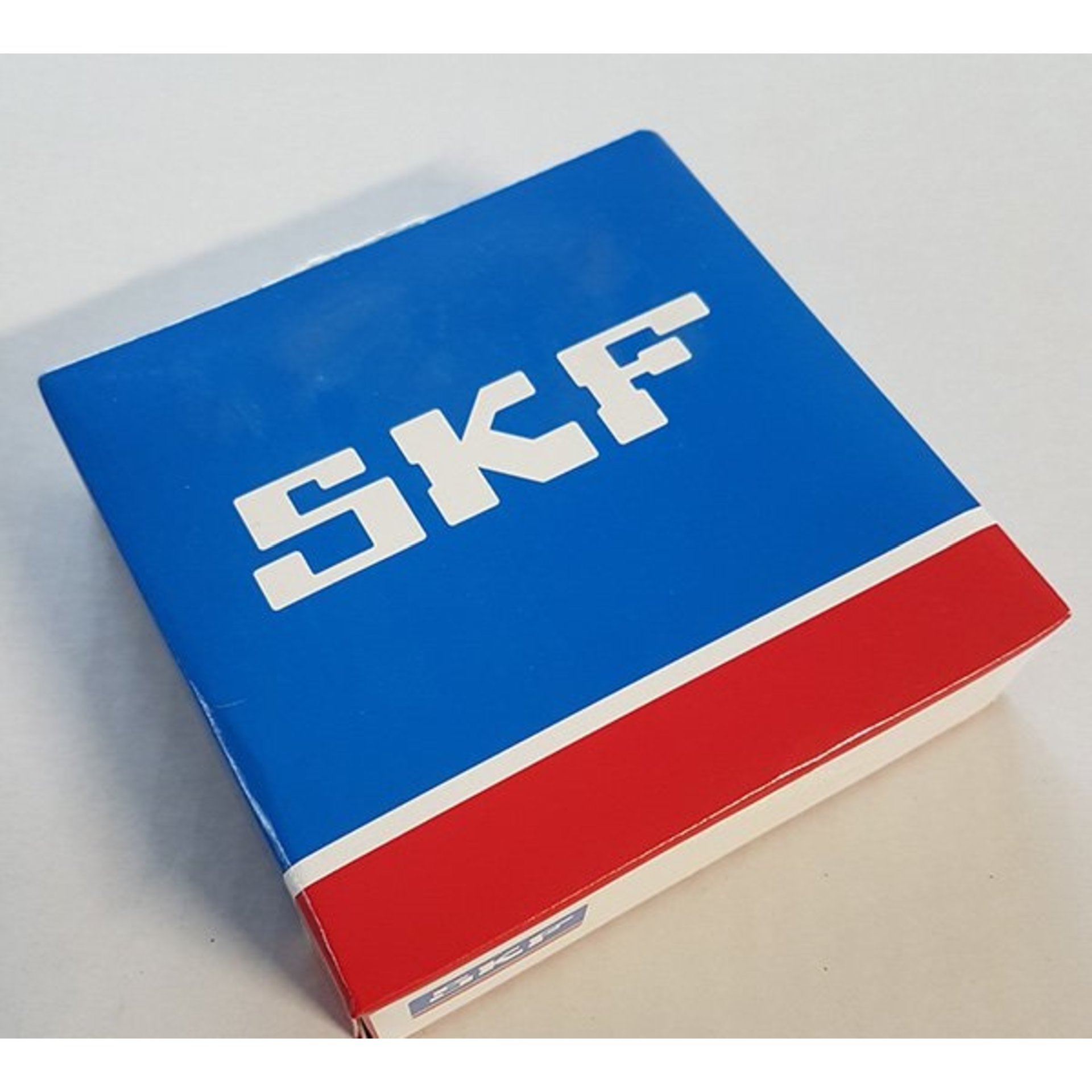 99048 SKF